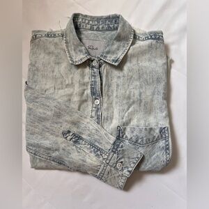 RAILS Ingrid Raw Hem Long Sleeve Button Down Shirt‎ Light Acid Wash Size X-Small